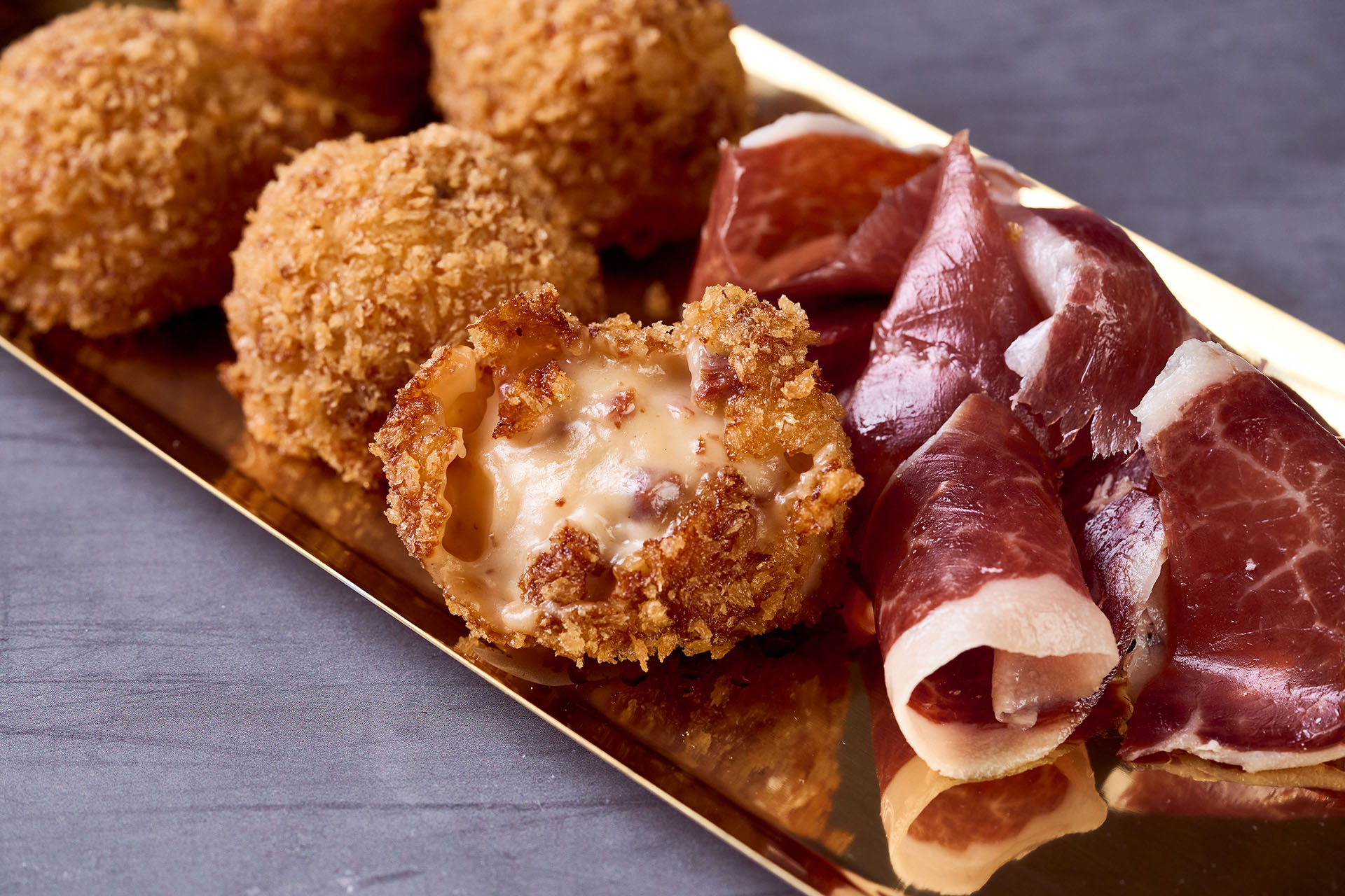 Croqueta de queso cabrales
